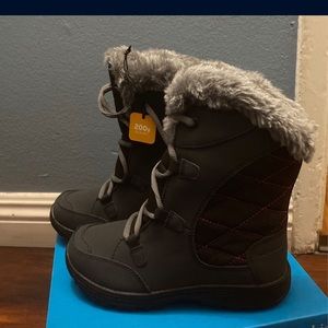 Snow Boots
